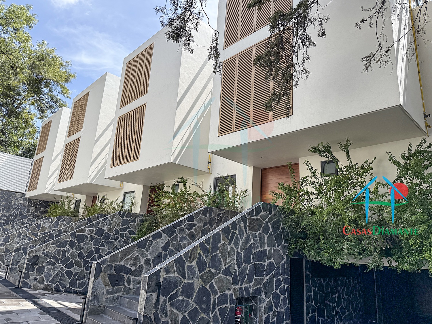 Las Águilas Verdun Casa E - Fachada 3 Las Águilas Verdun Casa E - Fachada 3